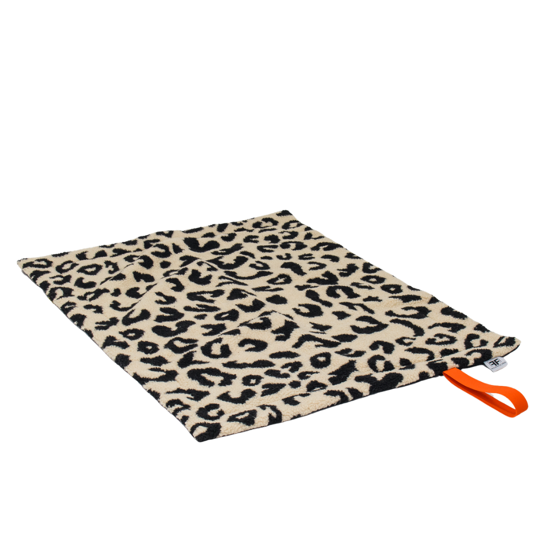 Cozyroll Leo Schwarz