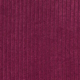 Eine Stoffprobe von der Manufaktur für Hunde. Das Stoffmuster hat die Farbe Cord Merlot.