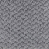 Eine Stoffprobe von der Manufaktur für Hunde. Das Stoffmuster hat die Farbe Dots Grey