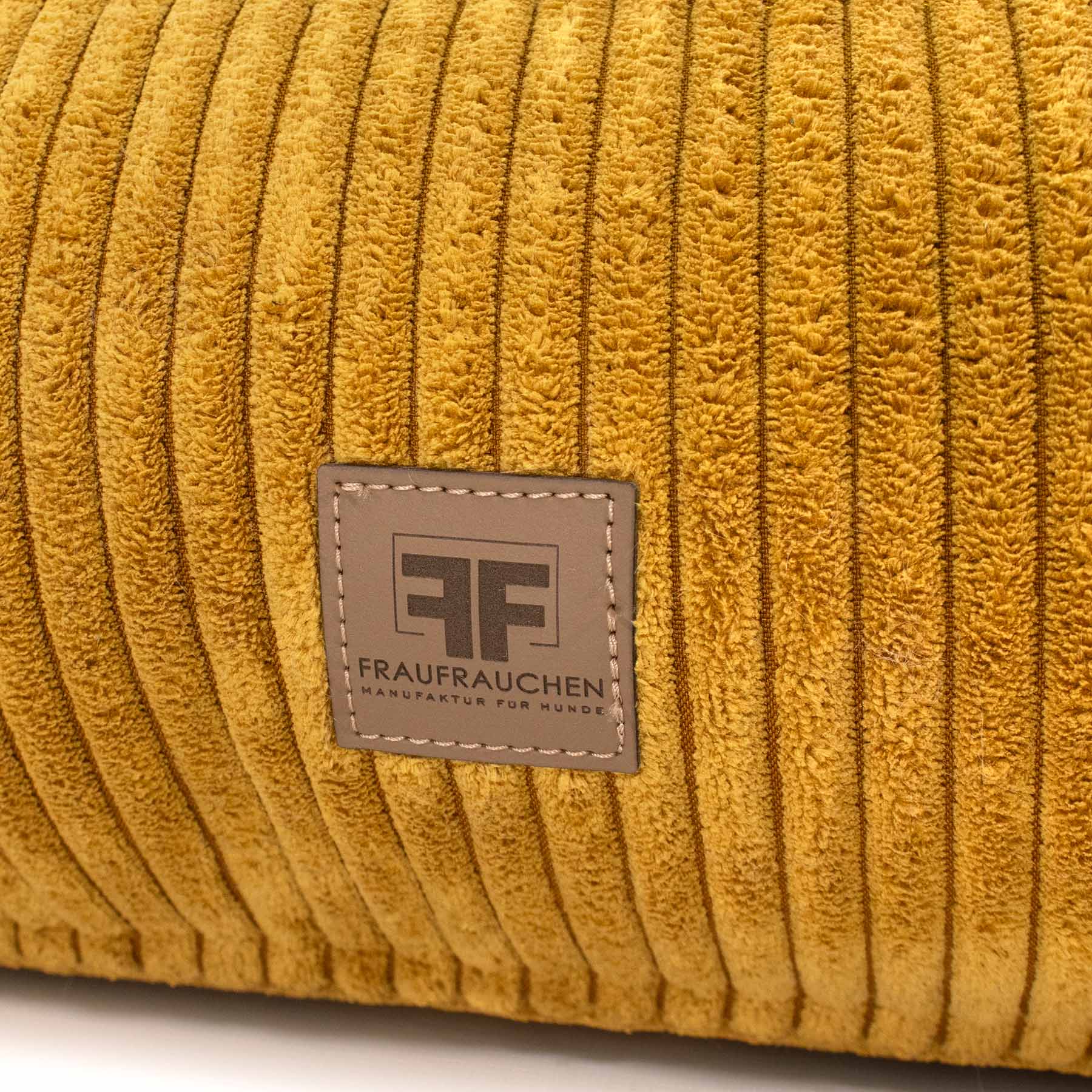 Frau Frauchen orthopädisches Hundebett Letto Cord Sahara für Hunde und Haustiere