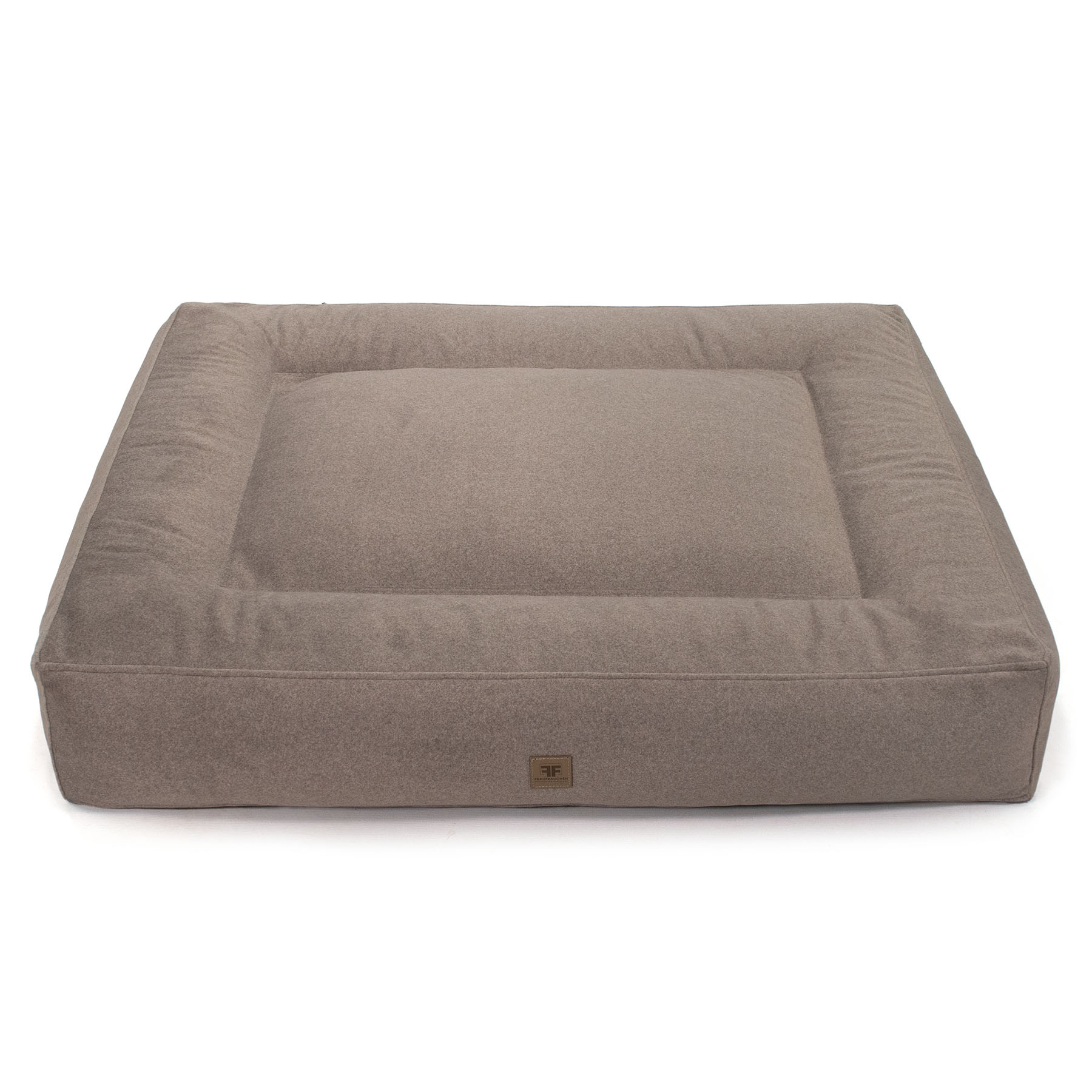 Frau Frauchen orthopädisches Hundebett in der Farbe Flanell Muskat für Hunde und Hautiere